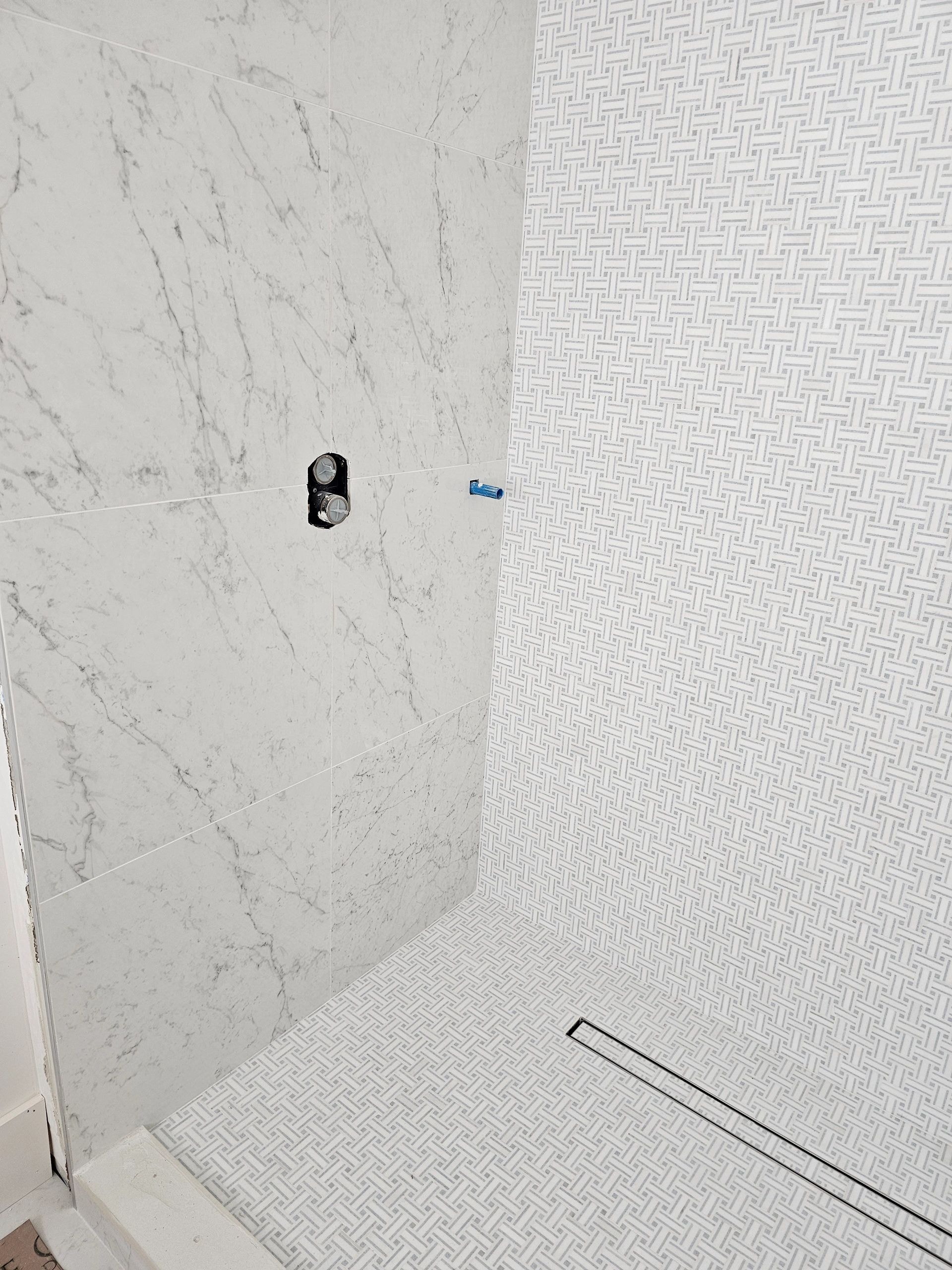 Modern bathroom tile installation